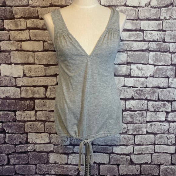 Free People Tank W/ Decorative Back Size M - Picture 1 of 10